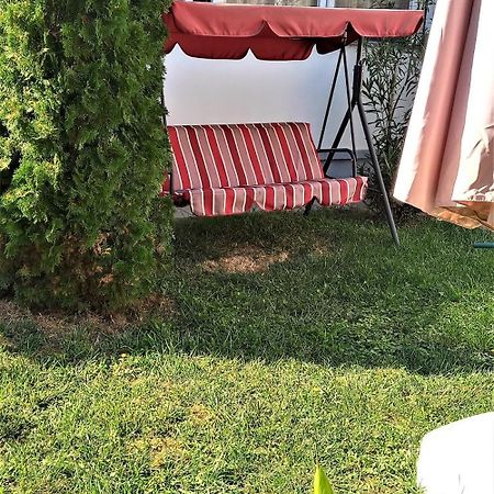 Liza Apartman Дьюла Екстер'єр фото
